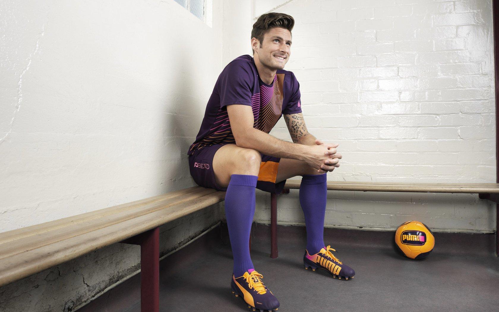 阿尔及利亚球场栏杆倒塌致3死80余伤 球迷庆祝夺冠酿悲剧